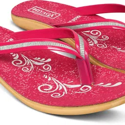 hiyaga Women Flip Flops image 4