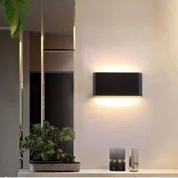 goblet Wallchiere Wall Lamp With Bulb image 2