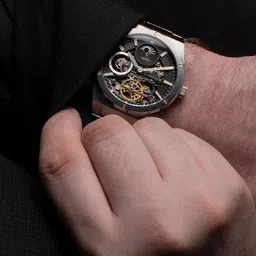 EARNSHAW Men Dial & Stainless Steel Analogue Multi Function Watch ES-8291-11 image 3