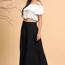 juniper Women Flared Black Viscose Rayon Trousers image 4