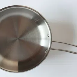 diveshnirmal Stir Fry Pan 14 cm diameter with Lid 2.5 L capacity image 4