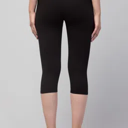 attirezone Cotton Lyvra Capri Women White, Black Capri image 2