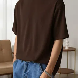 running machine Men Striped Round Neck Polyester Brown T-Shirt image 3