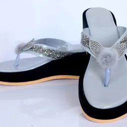 abuza Women Wedges Sandal image 2