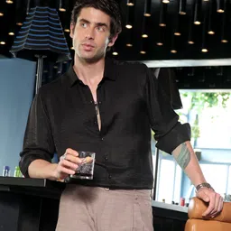 campus sutra Men Regular Fit Solid Spread Collar Casual Shirt-picture-15