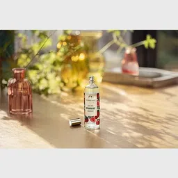 the body shop Strawberry Body Mist Perfume - 100 ml image 3