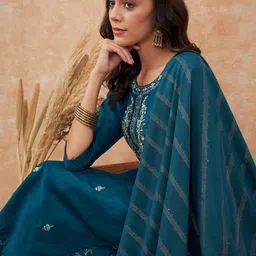 Sangria Embroidered Straight Kurta With Trousers & Dupatta-picture-19