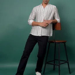 Crimsoune Club Men Striped Daily A-Line Kurta-image-26