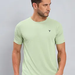 Technosport Antimicrobial Slim Fit T-shirt-picture-11