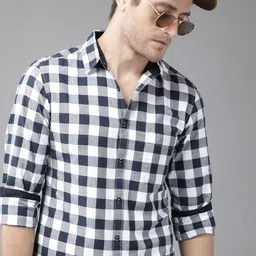 Roadster Men Navy Blue & White Pure Cotton Tartan Buffalo Checks Checked Sustainable Casual Shirt-picture-32