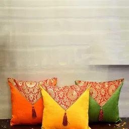 RoyalDeco Mehrang Red & Green 3 Pieces Floral Brocade Silk Tassel Square Cushion Covers-picture-20