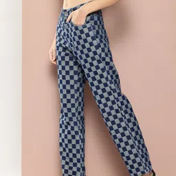 Harvard Women Straight-Fit Self-Checked Pure Cotton Jeans image 5