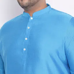 KISAH PLUS Men Blue Solid Straight Kurta image 2
