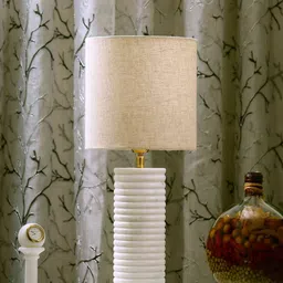 POSH-N-PLUSH White Solid Traditional Table Lamp with Shade image 3