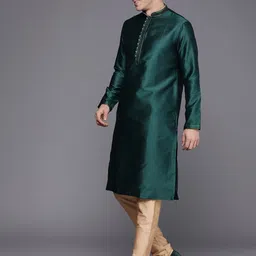 Manyavar Men Green Ethnic Motifs Textured Kurta with Churidar image 4