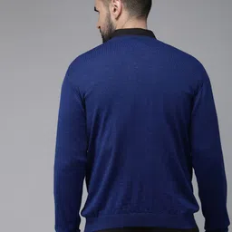 Park Avenue Argyle Printed Pullover image 4