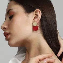 SOHI Gold-Plated The Circular-Block Drop Earrings image 5