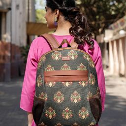 ZOUK Women Graphic Backpack-picture-5