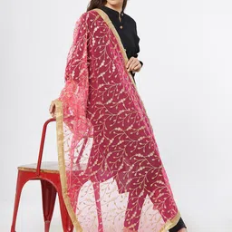 Dupatta Bazaar Women Pink & Gold-Toned Embroidered Dupatta image 5