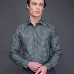 Daniel Hechter Green Cotton Blend Regular Fit Checks Formal Shirt-image-1