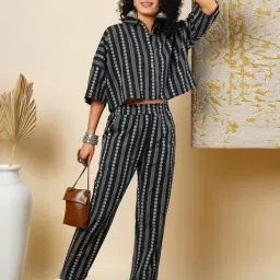 Globus Black Printed Crop Shirt With Trousers-picture-19