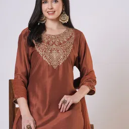 GoSriKi Floral Embroidered Zari Work Straight Kurta With Trousers And Dupatta image 3