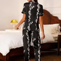 NIJANAND TEXTILE Floral Printed Shirt With Pyjamas image 5
