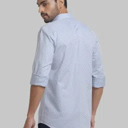 Park Avenue Blue Cotton Slim Fit Printed Shirt image 2