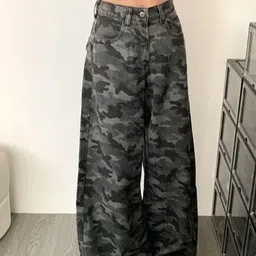 StyleCast Women Flared High-Rise Clean Look Cotton Jeans image 2