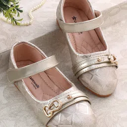Cute Walk by Babyhug Ballerina with Velcro Closure - Golden-picture-23