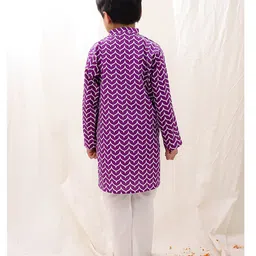 BownBee Pure Cotton Full Sleeves Onion Dome Pattern Printed Kurta Pyjama Set - Purple image 3