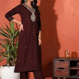 Sangria Women Floral Regular Straight Kurta With Trouser & Dupatta image 3