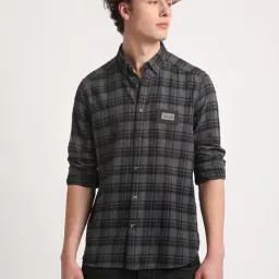 The Bear House Black Cotton Slim Fit Checks Shirt-picture-28