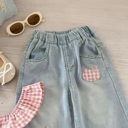 FOREVER FRIDAY Girls Comfort Regular Fit Mid-Rise Light Fade Jeans image 4