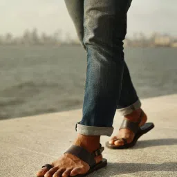 planet paaduks Paaduks Men's Black Toe Ring Sandals image 5