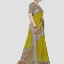 Saree Mall Green & Maroon Printed Saree With Unstitched Blouse image 4