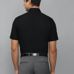 Louis Philippe Permapress Black Cotton Regular Fit Shirt image 2