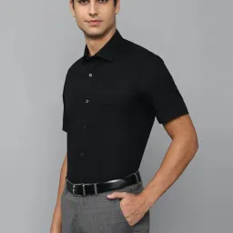 Louis Philippe Permapress Black Cotton Regular Fit Shirt image 3
