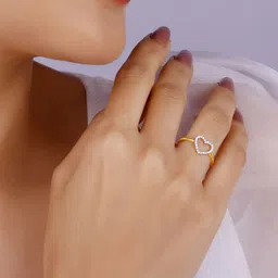 GIVA 14KT BIS Hall Mark Gold Delicate Heart Diamond Ring 1.25 gm image 5