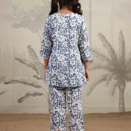 SANSKRUTIHOMES Girls Printed Night suit image 4