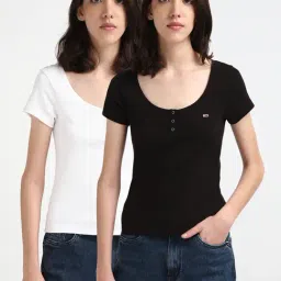 TOMMY HILFIGER White & Black Cotton Regular Fit T-Shirt (Pack Of 2)-picture-27