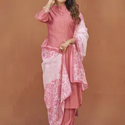 MINGORA Women Regular Kurti with Palazzos & With Dupatta image 1