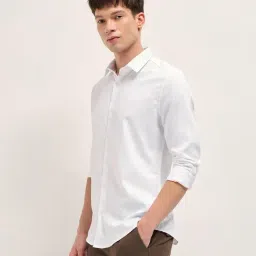 The Bear House White Checked Regular Fit Shirt image 3
