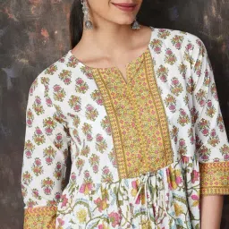 Melange By Lifestyle White Cotton Regular Fit Printed Tunic image 5