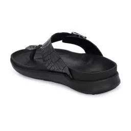 Hitz Men's Black T-Strap Sandals image 5