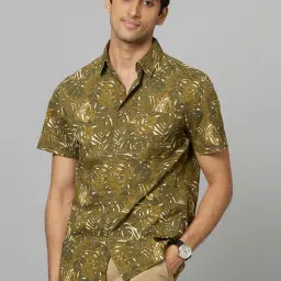 celio celio* Olive Regular Fit Printed Shirts-picture-25
