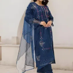 Ishin Blue Embroidered Kurta Pant Set With Dupatta-picture-11