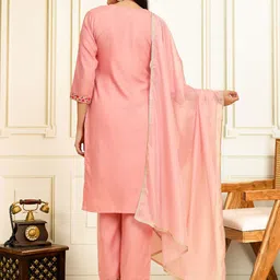 House of Pataudi Floral Embroidered Thread Work Straight Kurta With Trousers And Dupatta image 3