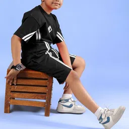 WEARDUDS Kids Outlook Half Striped Pure Cotton T-Shirt With Shorts image 3