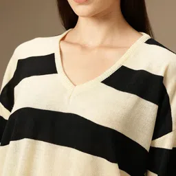 Chemistry Self Striped Drop Shoulder V-Neck Sweater image 4